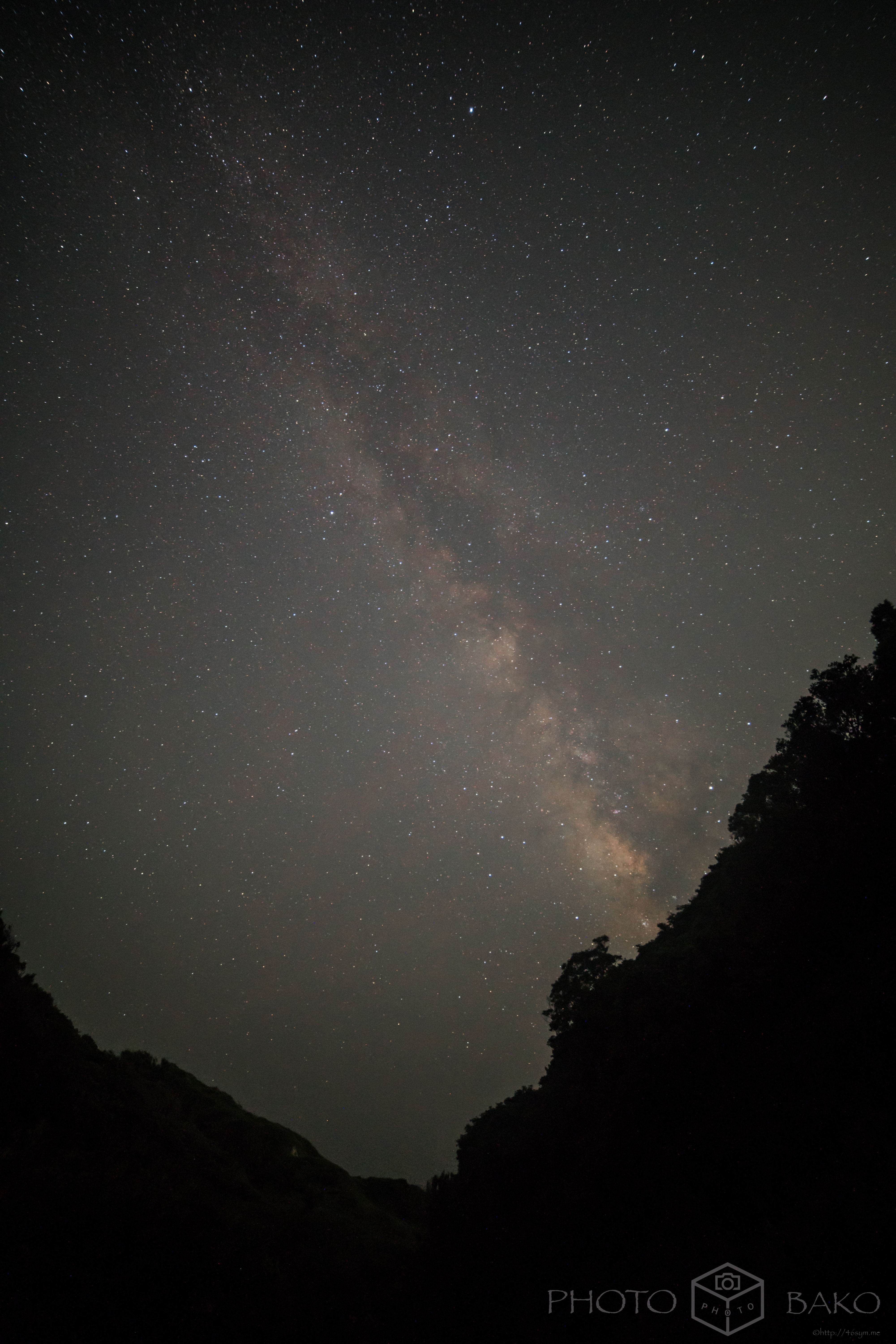 作例写真 riiとsamyang 14mm F2 8で撮る星空撮影 千葉県 大波月海岸の天の川 Kotobako コトバコ